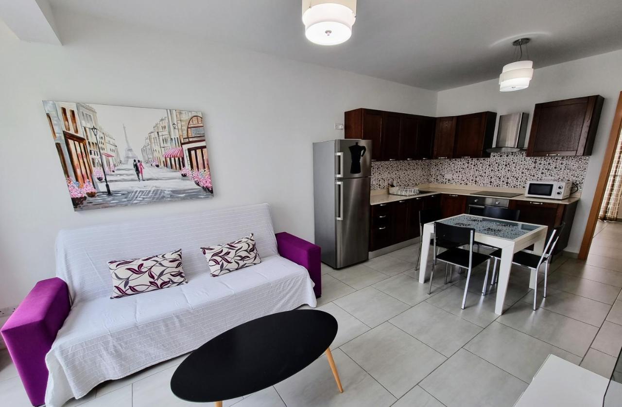 Metrostays Apartament St Julian Malta Saint Julian's エクステリア 写真