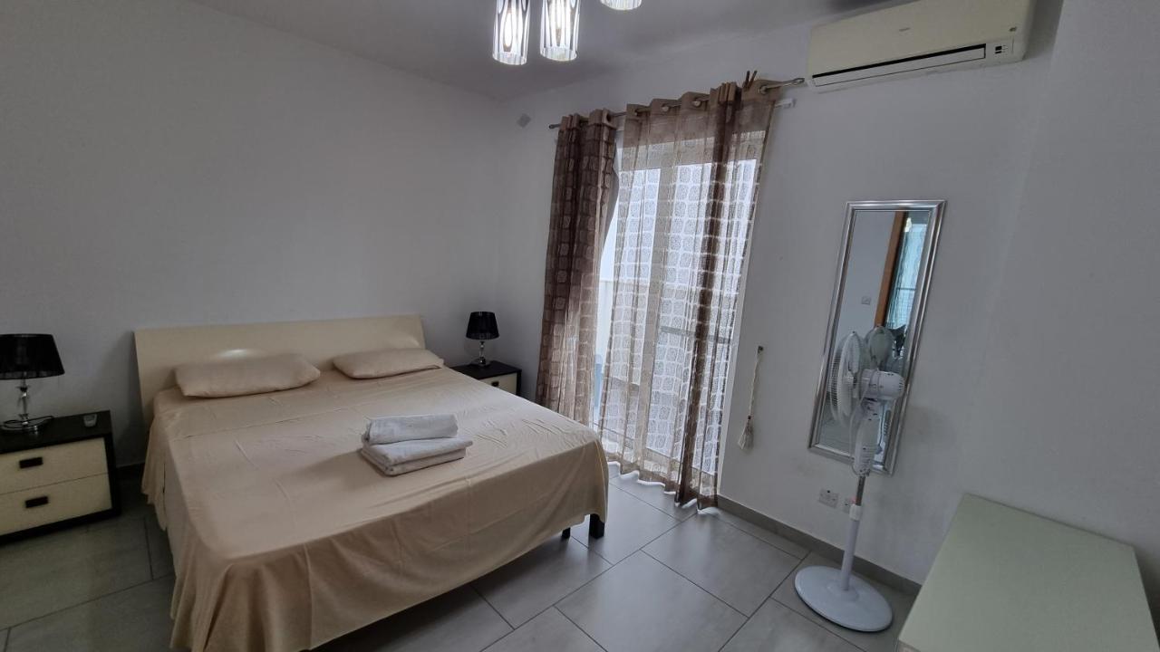 Metrostays Apartament St Julian Malta Saint Julian's エクステリア 写真